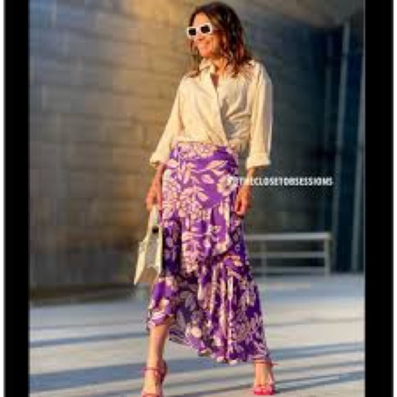 ZARA Floral Printed Asymmetric Skirt Size Small - Picture 10 of 11